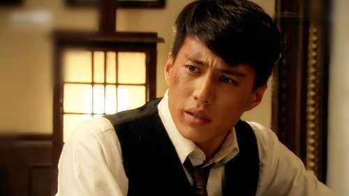 靳东拒绝和90后小花合作，老戏骨别忘了自己也曾有成长期