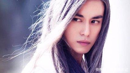 官宣:《斗破苍穹2》海报发布,网友:快拍快拍