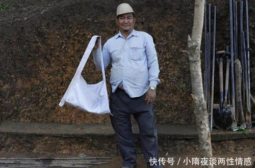 一男人一共有39个老婆,老婆天天陪着他玩,他还要再娶?