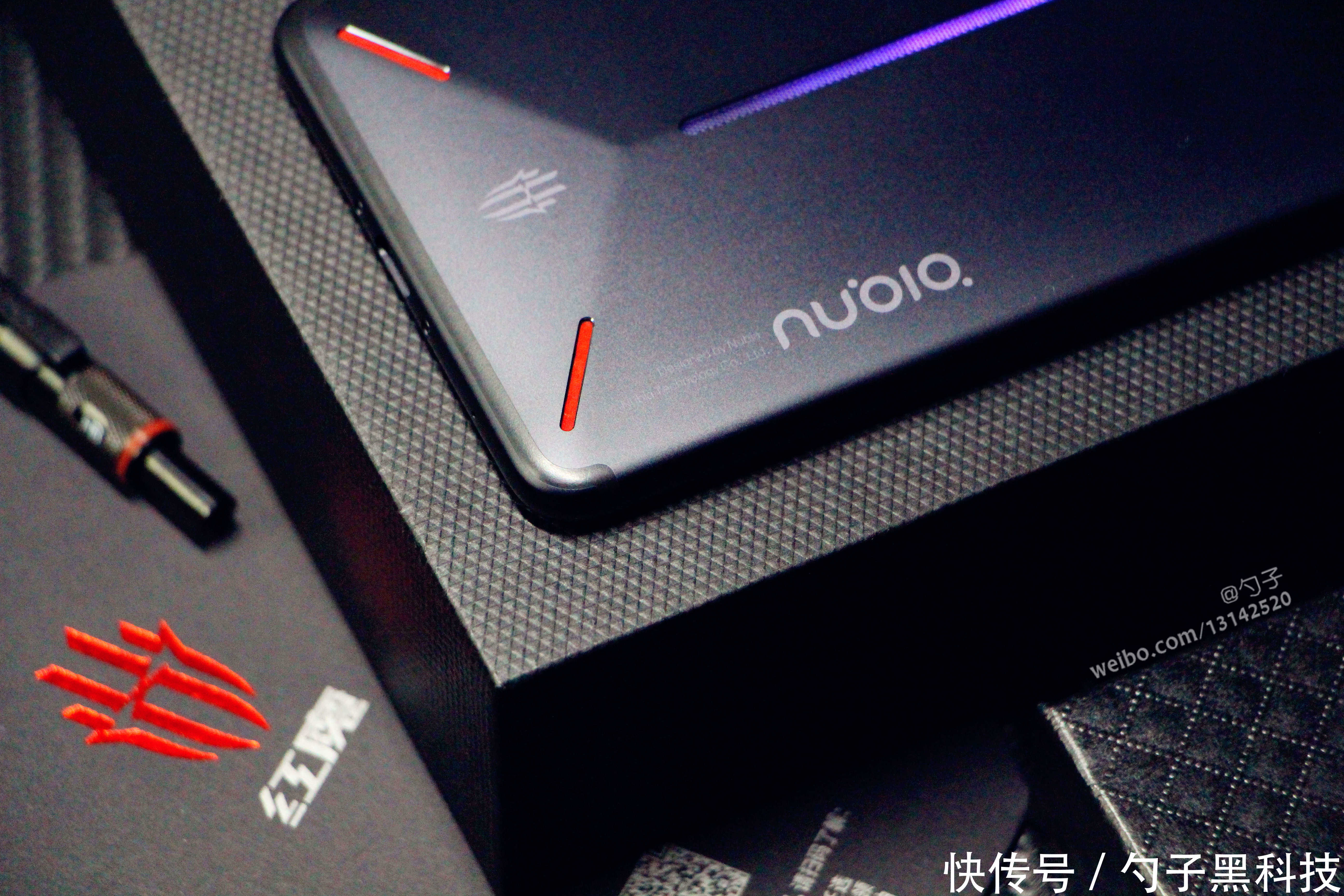 努比亚红魔电竞游戏手机,从设计到性能都帅到没有朋友的存在!