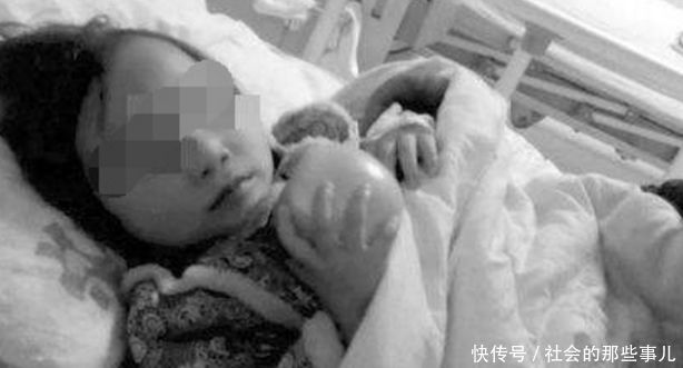 婆婆满面笑容伺候陌生女子坐月子，无意中撞到儿媳，却瞬间变脸