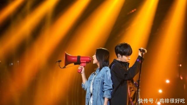歌手冠军冲刺夜看点:吴青峰陈粒选曲很合适,波