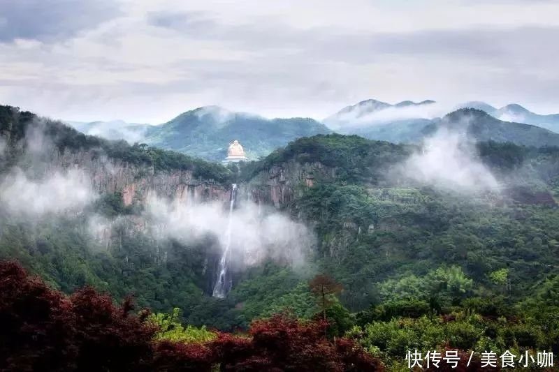 终于来了！浙江最长高空玻璃栈道开放！敢走我敬你是条汉子！