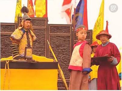 康熙临死前为何要支走手握重兵的十四阿哥,雍正晚年道出历史真相