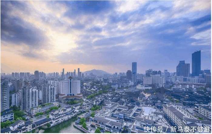 佛山gdp冲刺万亿_佛山地铁