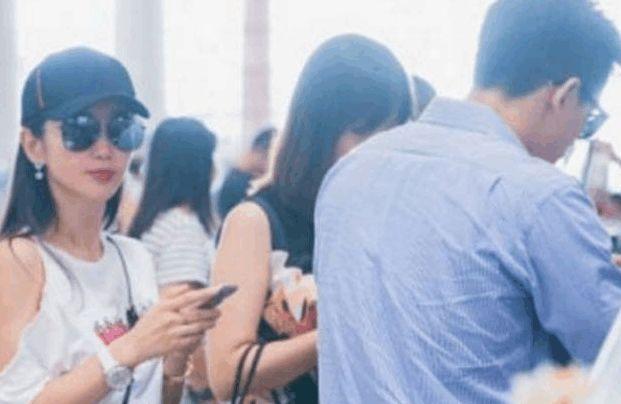 李冰冰高调和小16岁男友秀恩爱,男友家境不输