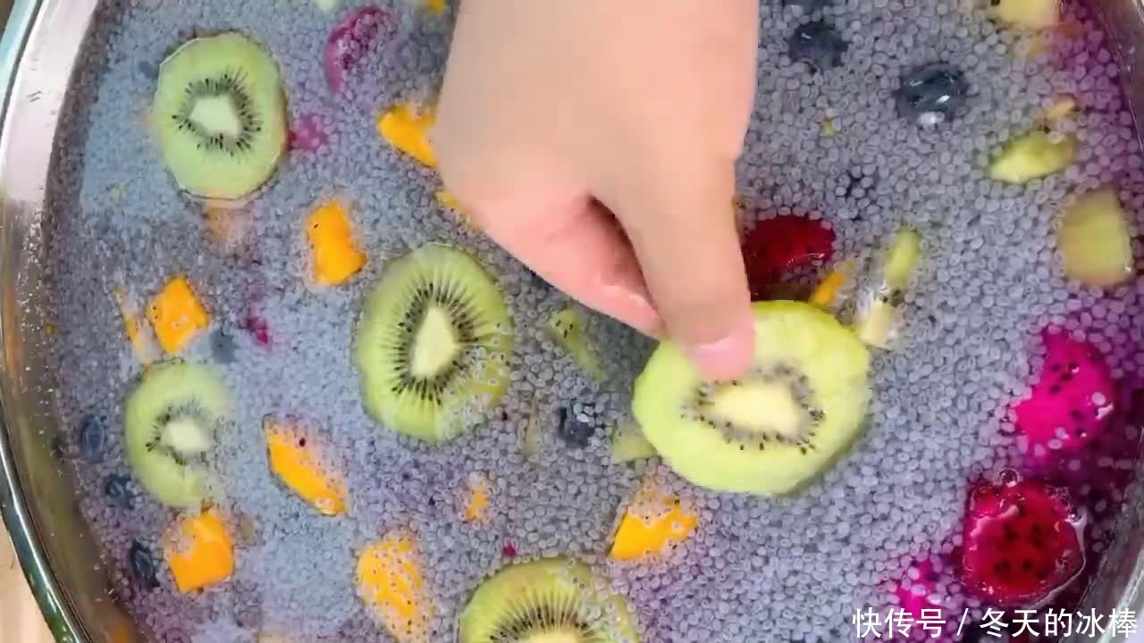 水果捞的做法,“捞汁”是重点,减肥排毒一样都不落!