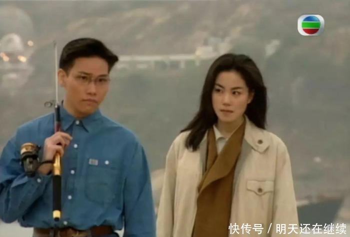 谢霆锋回应张柏芝生三胎,三个字表明态度!孩子