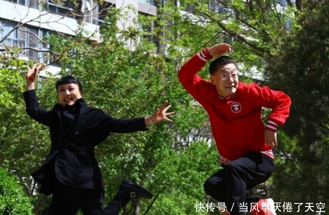 57岁六小龄童结婚28年 与妻子罕见近照曝光 88必发客户端