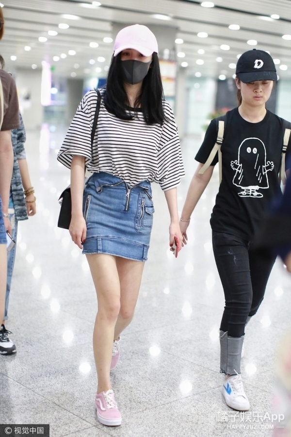 高腰裙新穿法越来越低调的杨幂私服仍是热议焦点