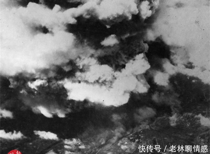 原子弹爆炸日本广岛 t01c521b67083962c50.jpg