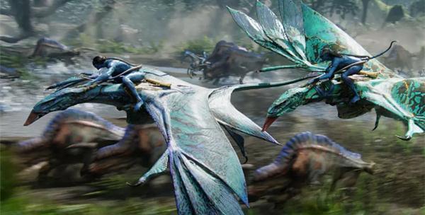 《阿凡达》这部电影当年火爆全球,创下的票房