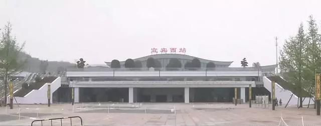 成贵高铁通车在即!宜宾站购票、候车、出站.你
