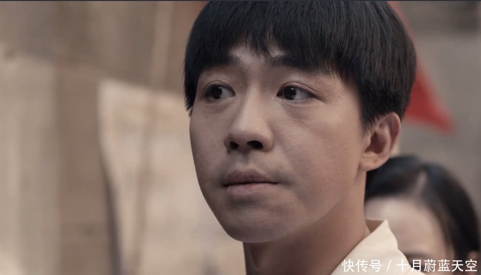 《大江大河》撞档《外滩钟声》,虽题材类似,但