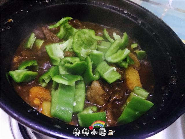 把牛肉这样做,大人小孩都喜欢吃,大年做一盘,最先被光盘