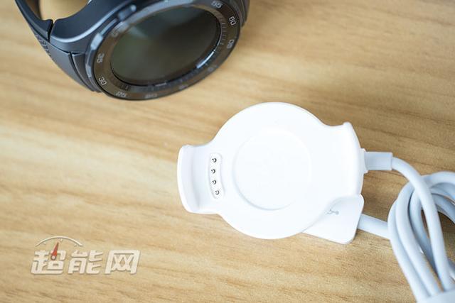 华为手表怎么连接别人的手机 t01c853e8400540c4ac.jpg?size=640x427