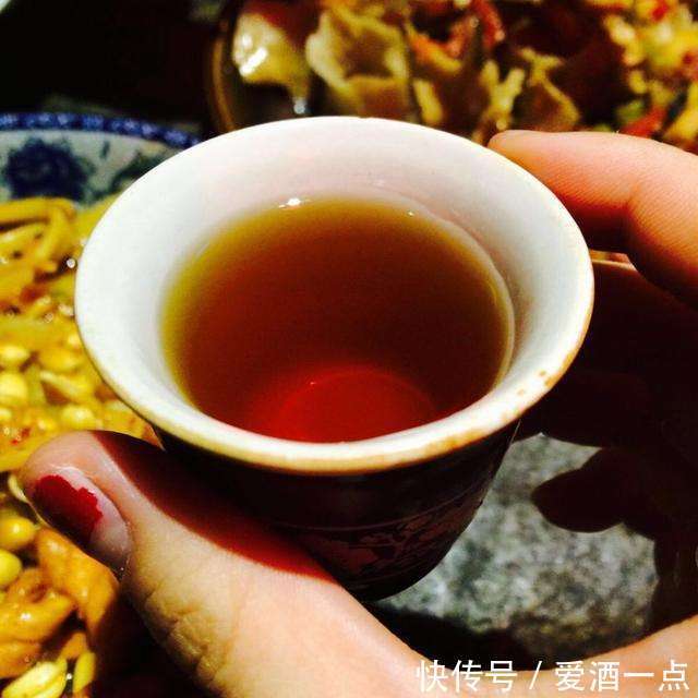 黄酒是怎么酿制的? 喝起来和白酒有什么区别?