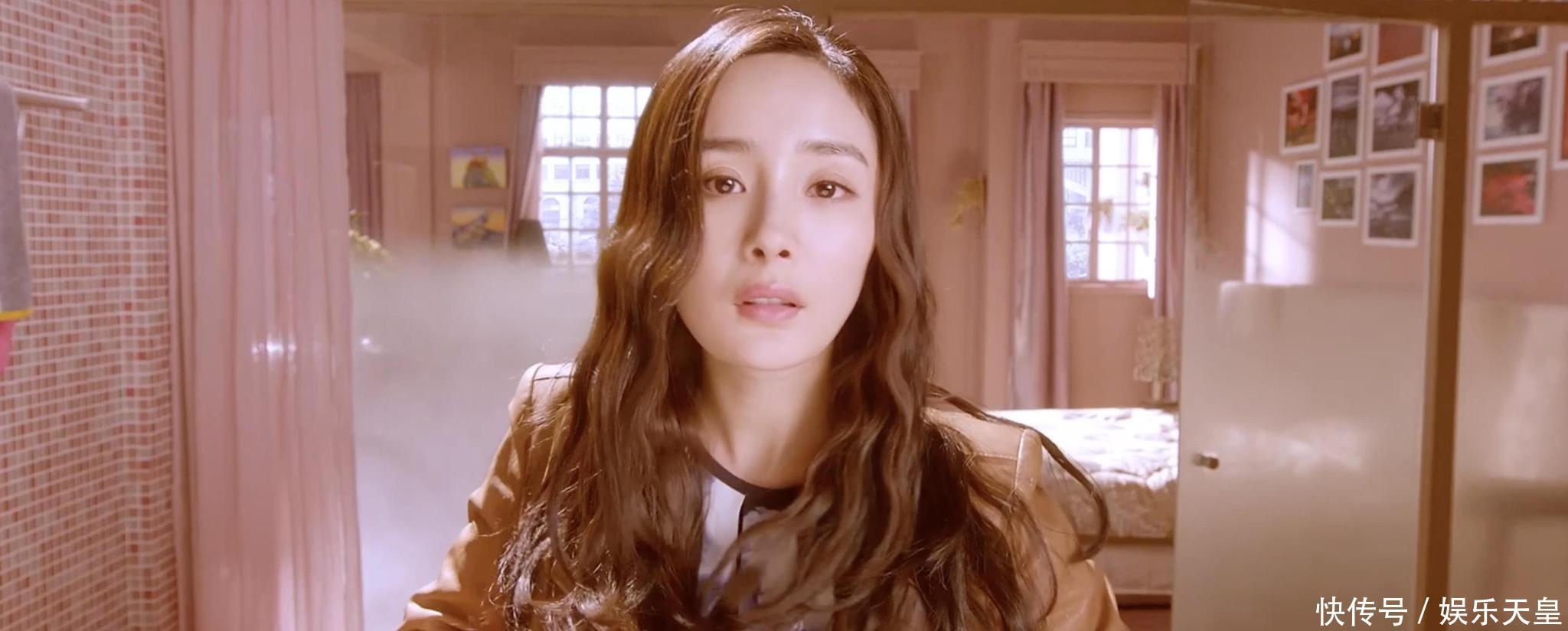 大幂幂身穿情趣水手服,示爱诱惑黄晓明