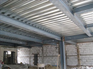 北京钢结构厂房二层搭建阁楼(在北京搭建钢结构厂房二层阁楼安全措施)