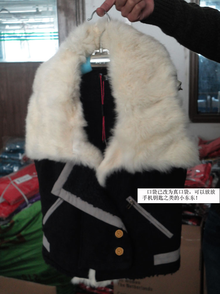 2012欧美风 秋冬新款真兔毛皮草<em>大毛领马夹</em>短