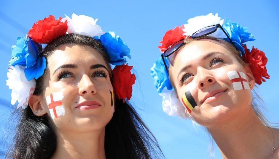 世界杯女球迷盘点:法国姑娘浪漫多情 这国美女颜值高