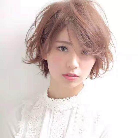 同款发型如何打造 t01d2e3f6527d853f6b.jpg?size=554x554