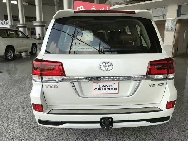 17款丰田兰德酷路泽5700中东版V8发动机 天津港现车报价 - 51汽车网