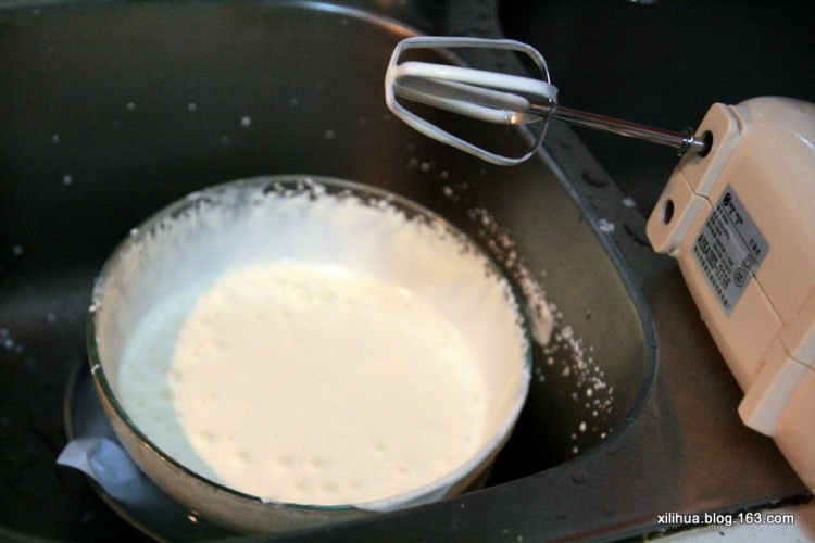 烤面包可以用淡奶油代替奶粉吗?-