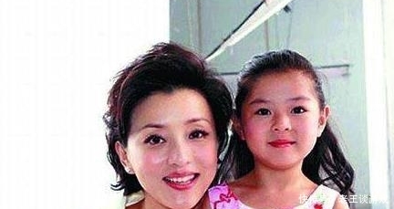 崔永元女儿水均益女儿李咏女儿毕福剑女儿颜值