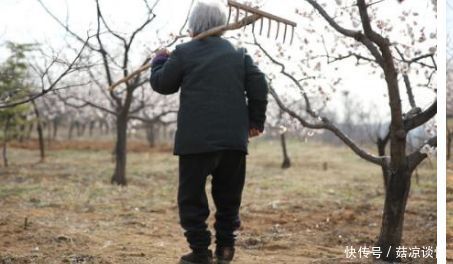 老太太活活冻死在儿子家门口，全村却没一个可怜她的，只说她活该