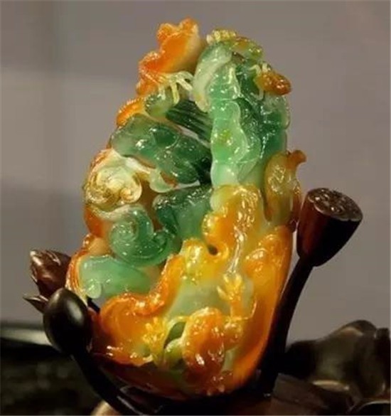 黄加绿翡翠的介绍与市场价值