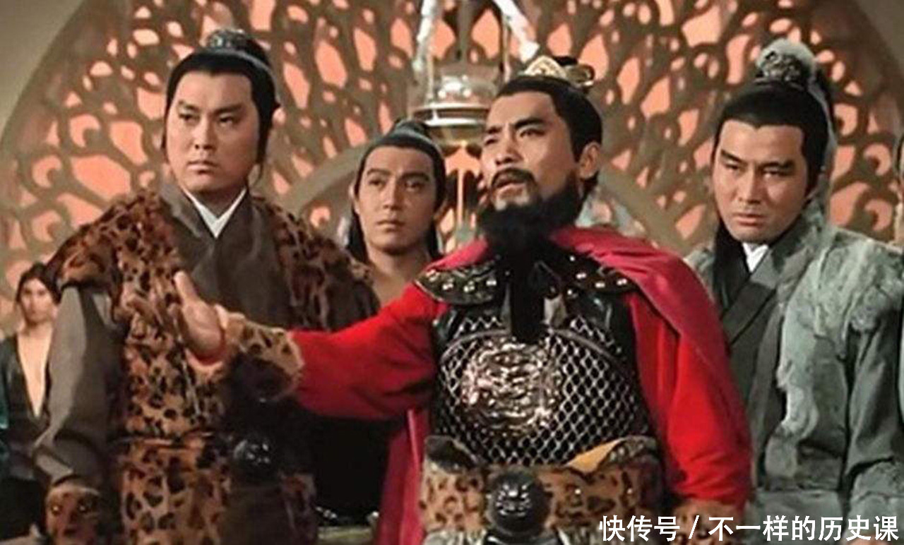 此人高中状元,却因长得丑被皇帝夺回,他一怒之