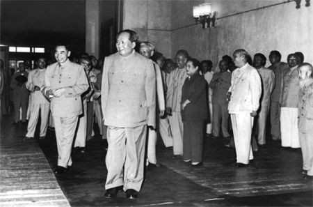 毛主席定的一个规矩:美国气炸了,如今全世界都效仿