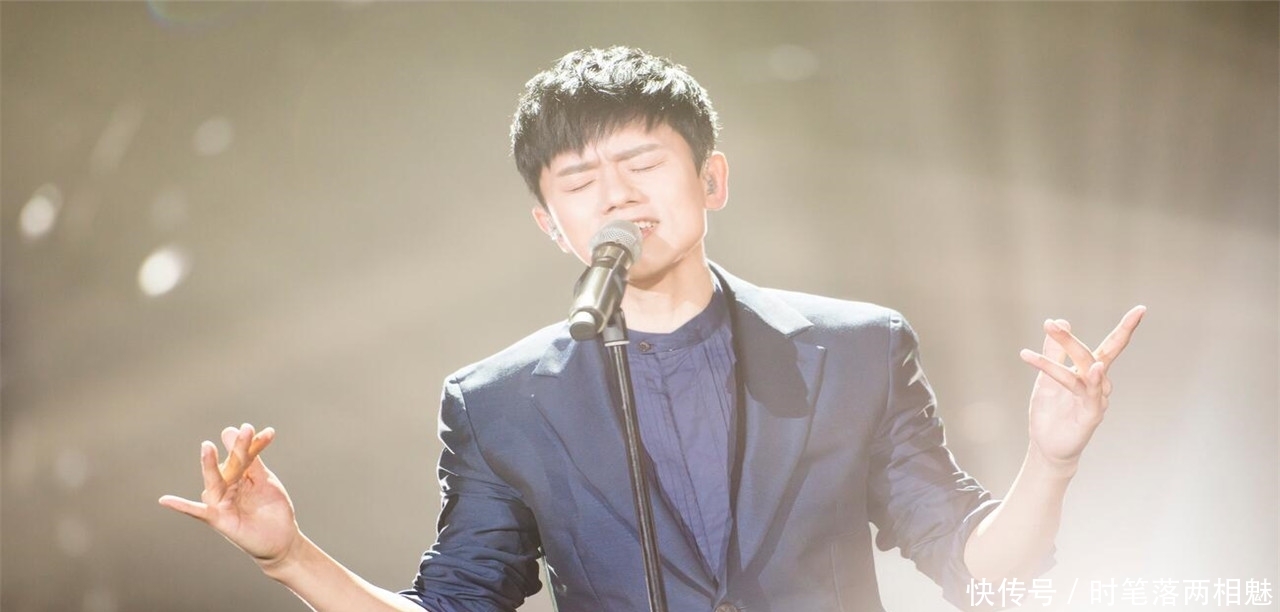 谢娜不会担任跨年晚会主持,张杰也被对手挖走