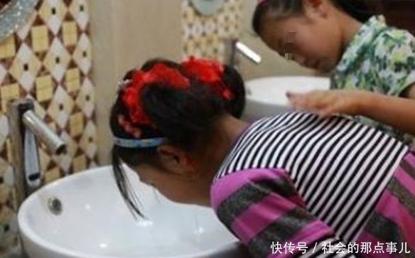 宝妈带6岁女儿改嫁,女儿一吃饭就吐,医生检查