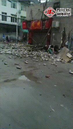 t01d968315e1b4fcc0f.jpg?size=252x445