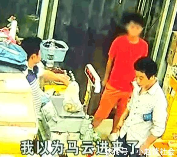男子到便利店买东西商家报了警,网友:你浪费了这个长相
