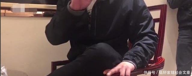 20岁男子坠楼案进展曾向同事求救,遭受暴打无