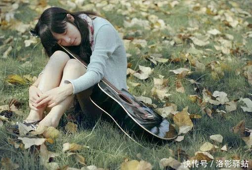 女人,你越是这样做,男人就离你越远,不信试试看!