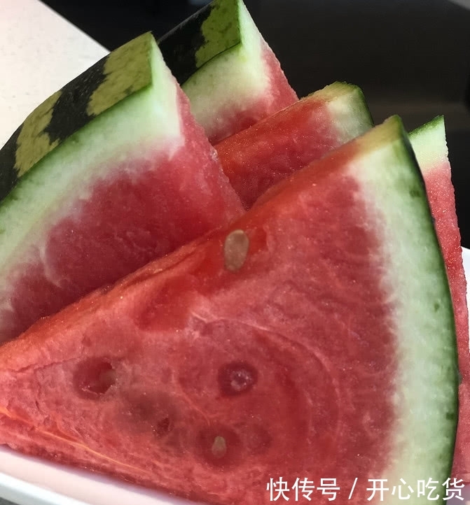 海底捞暗号火了!只要说对这句话就能免费拿西瓜,网友:亏大了! 乐虎国际登录平台