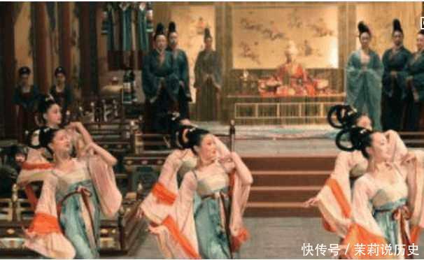 他是唐朝三个皇帝的叔叔,别人说他是傻子,他却