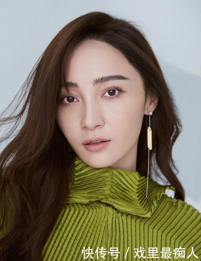 姚笛结婚了很幸福,为什么仍保留与文章合影她曾用10个字解释过 dafa888赌场