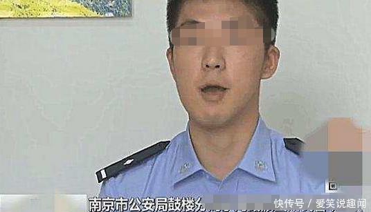 男子花100块钱买28部电影，点开后立马报警，网友：哪里买的