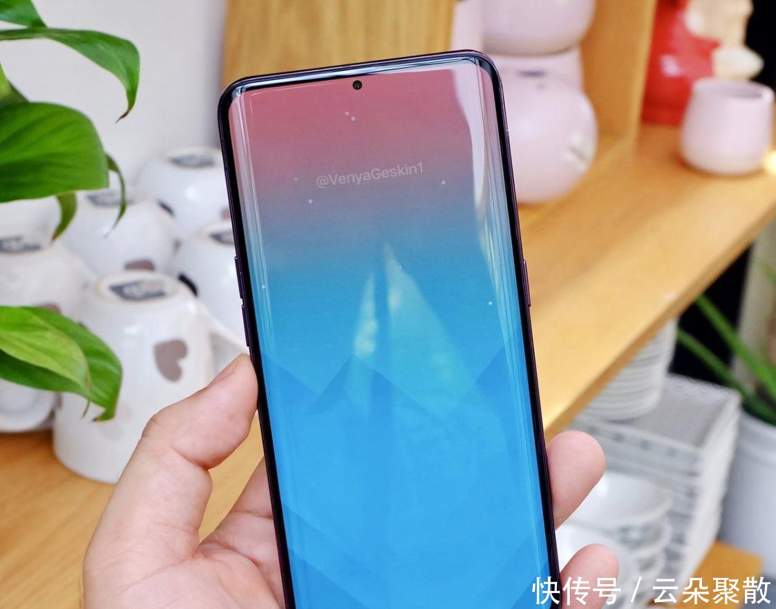 想知道明年三星S10长什么样 OPPO不仅早发布