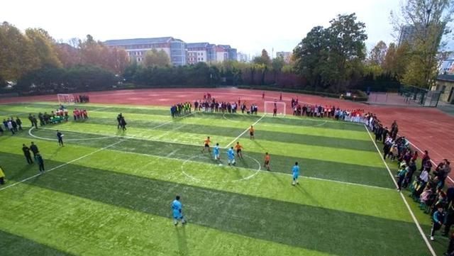 洛宁县2018年县长杯青少年校园足球比赛开幕