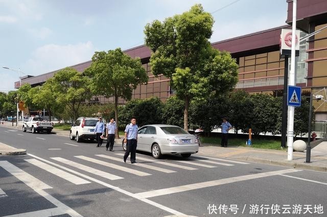 t01ea6604cb83e82a4f.jpg?size=640x425