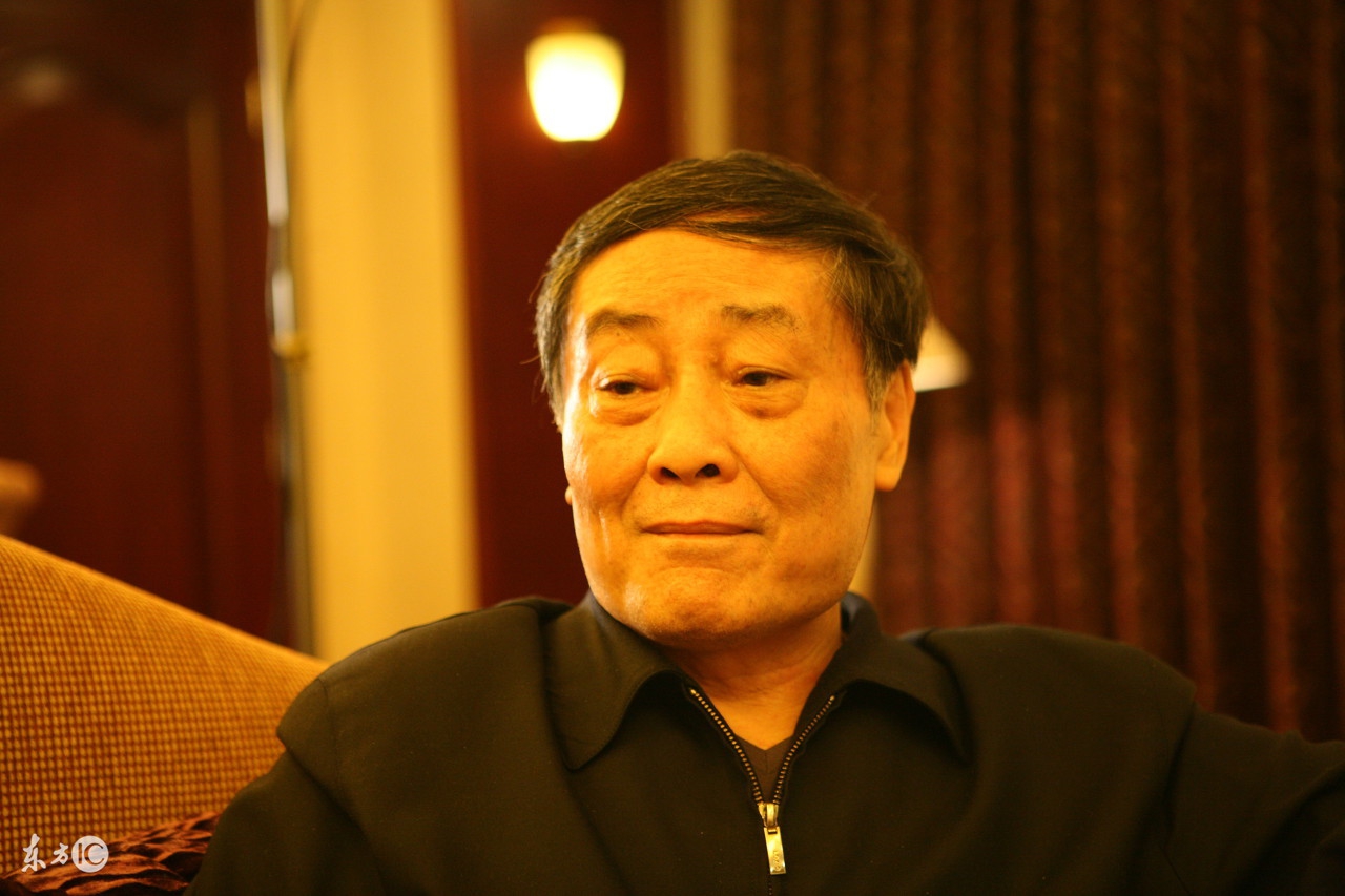 成功人士一定高学历?不,这些低学历成功人士你