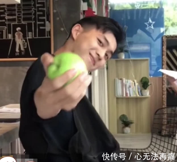 小哥哥撞脸“李现”走红,当他转过头那刻,的确不是本尊嘛? 电子游戏老虎机