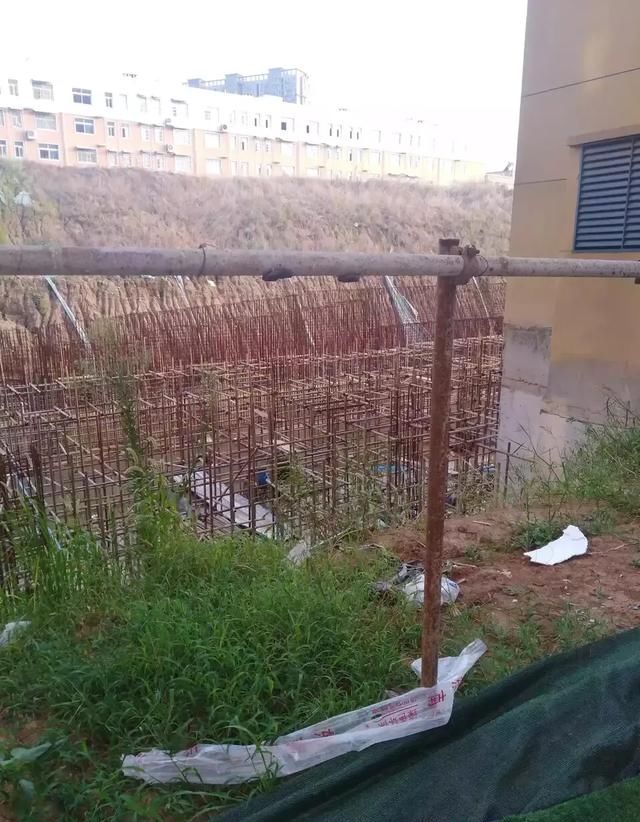 楼市故事:信阳房多多与开发商勾结坑害购房者 楼市故事:信阳房多多与开发商勾结坑害购房者
