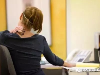 办公室的白领们,你可知道肩周炎有什么症状